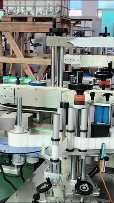Fully automatic double-sided labeling machine for laundry detergent, shampoo, front and back labels, square bottles, mineral water, double-sided labeling machine