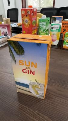 1000-3000CPH 포장 용량과 380V / 50Hz 전원 공급 장치로 1000ml 프리즘 사각형 또는 기본 비염 카튼 채우기